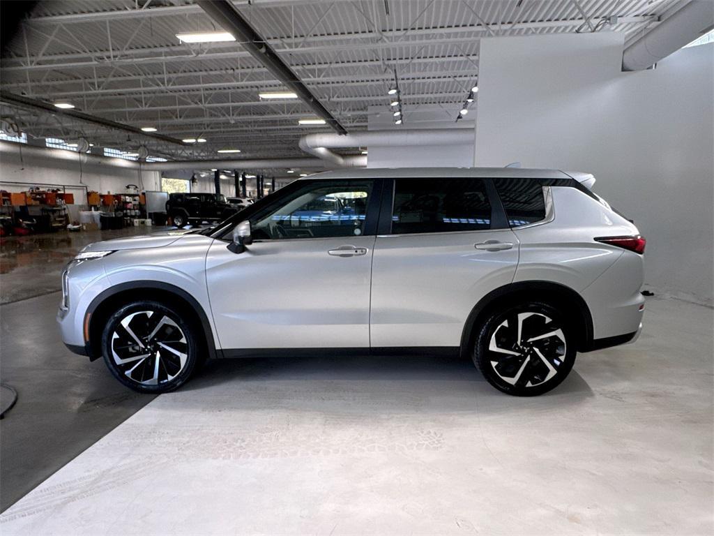 used 2024 Mitsubishi Outlander car, priced at $23,997
