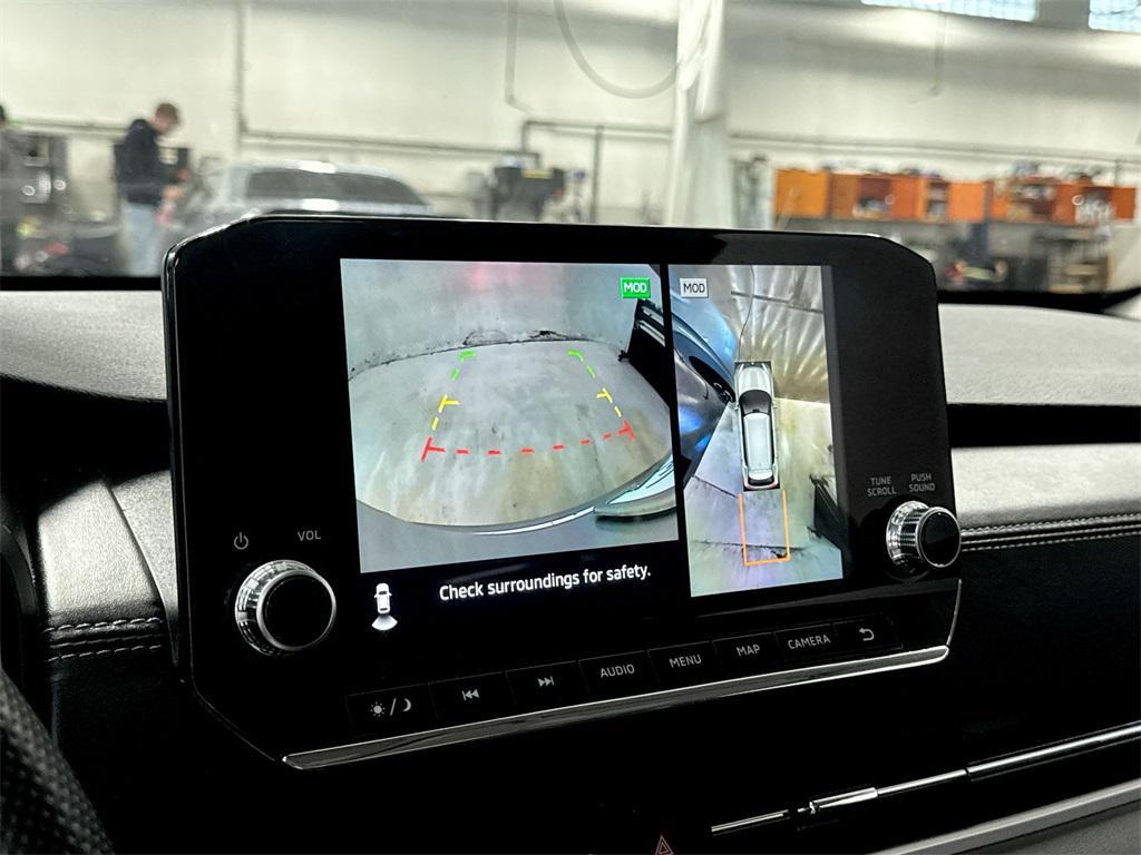 used 2024 Mitsubishi Outlander car, priced at $23,997