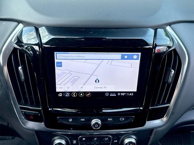 used 2021 Chevrolet Traverse car, priced at $27,993
