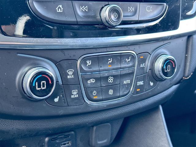 used 2021 Chevrolet Traverse car, priced at $27,993