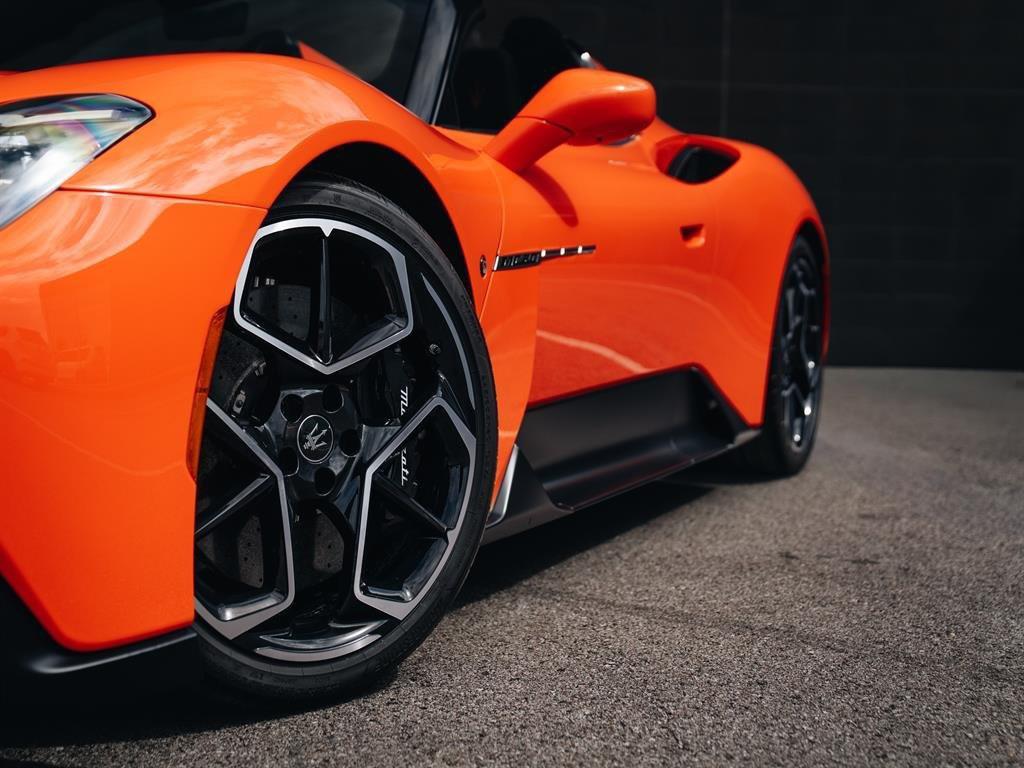 new 2023 Maserati MC20 car, priced at $237,395