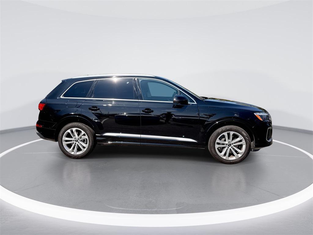 used 2025 Audi Q7 car, priced at $54,964