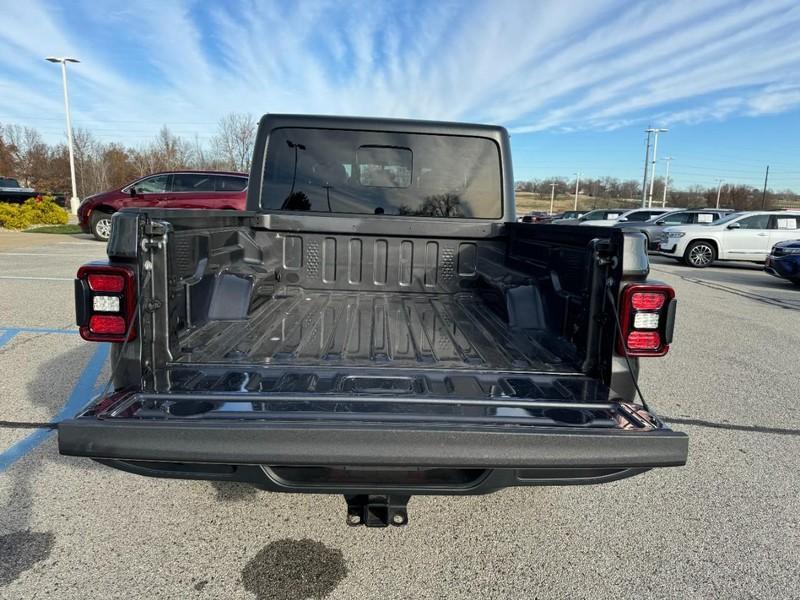 used 2021 Jeep Gladiator car, priced at $37,000