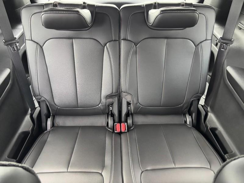 new 2025 Jeep Grand Cherokee L car, priced at $42,156