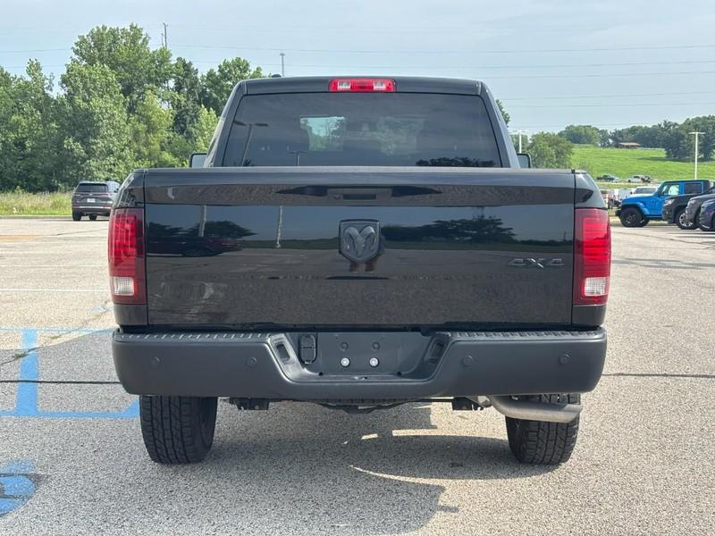 used 2022 Ram 1500 Classic car, priced at $32,000