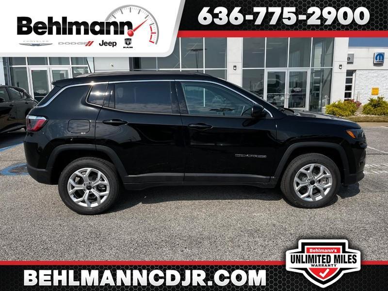 new 2025 Jeep Compass car, priced at $29,576