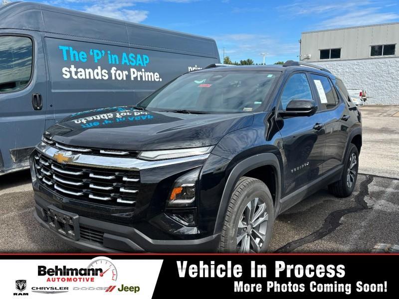 used 2025 Chevrolet Equinox car, priced at $30,500