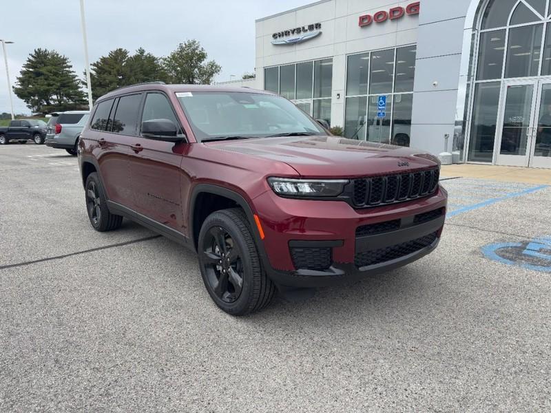 new 2025 Jeep Grand Cherokee L car, priced at $41,558