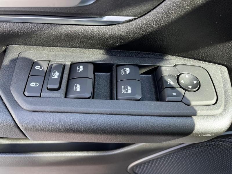 new 2025 Ram 1500 car, priced at $47,568