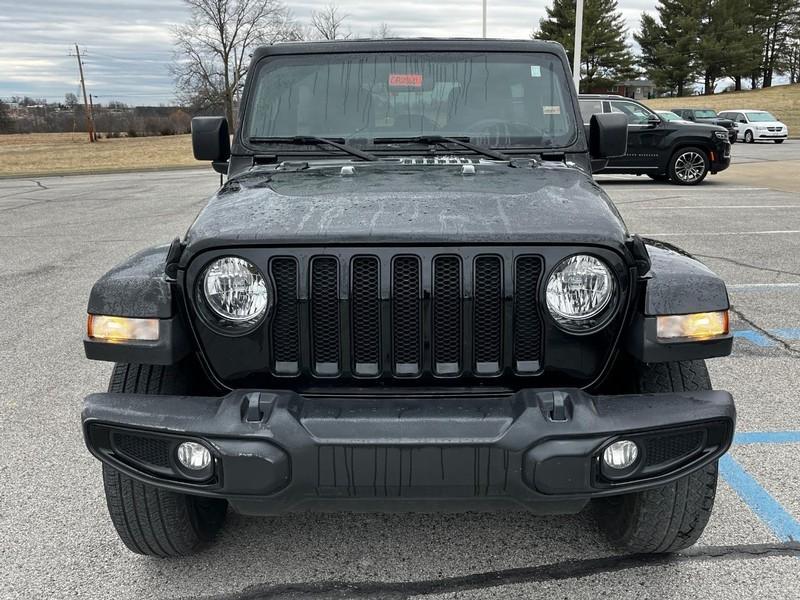 used 2022 Jeep Wrangler Unlimited car, priced at $33,000