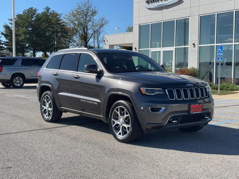 used 2018 Jeep Grand Cherokee car, priced at $19,000
