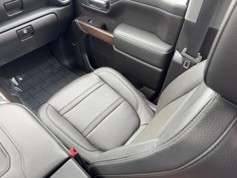 used 2022 GMC Sierra 1500 Limited car, priced at $41,000