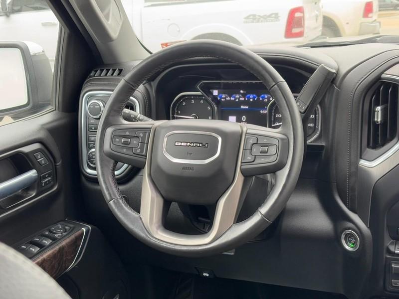 used 2022 GMC Sierra 1500 Limited car, priced at $41,000