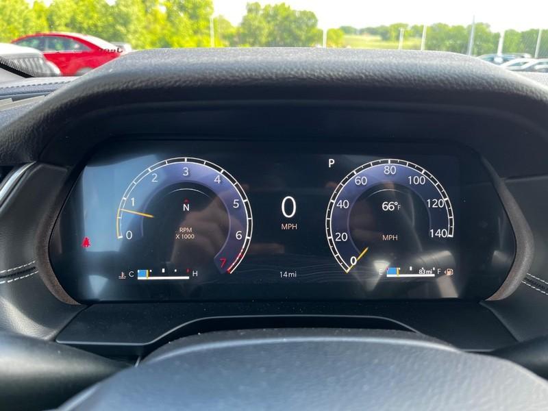 new 2025 Jeep Grand Cherokee car, priced at $42,756