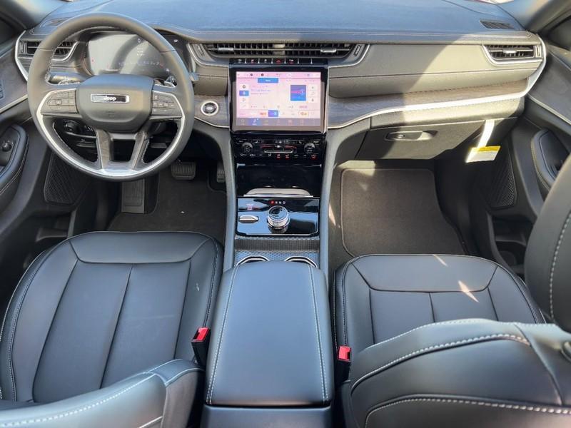 new 2025 Jeep Grand Cherokee L car, priced at $45,779