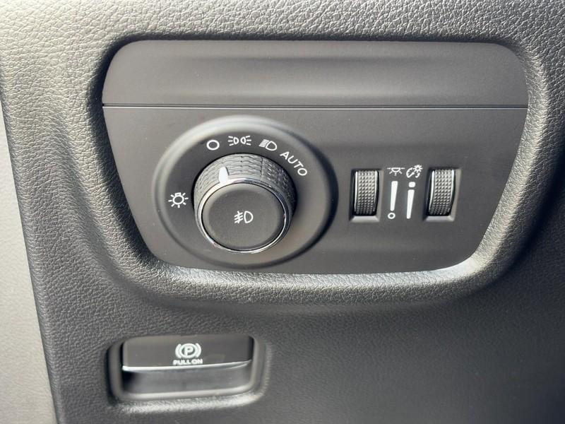 new 2025 Jeep Grand Cherokee L car, priced at $45,779