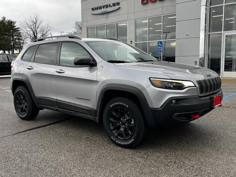 used 2021 Jeep Cherokee car, priced at $25,500