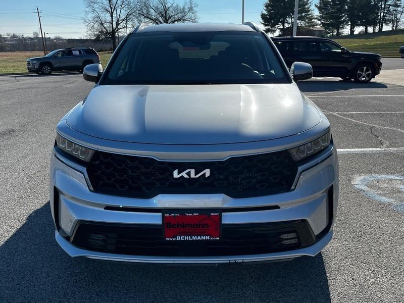 used 2023 Kia Sorento Hybrid car, priced at $29,000