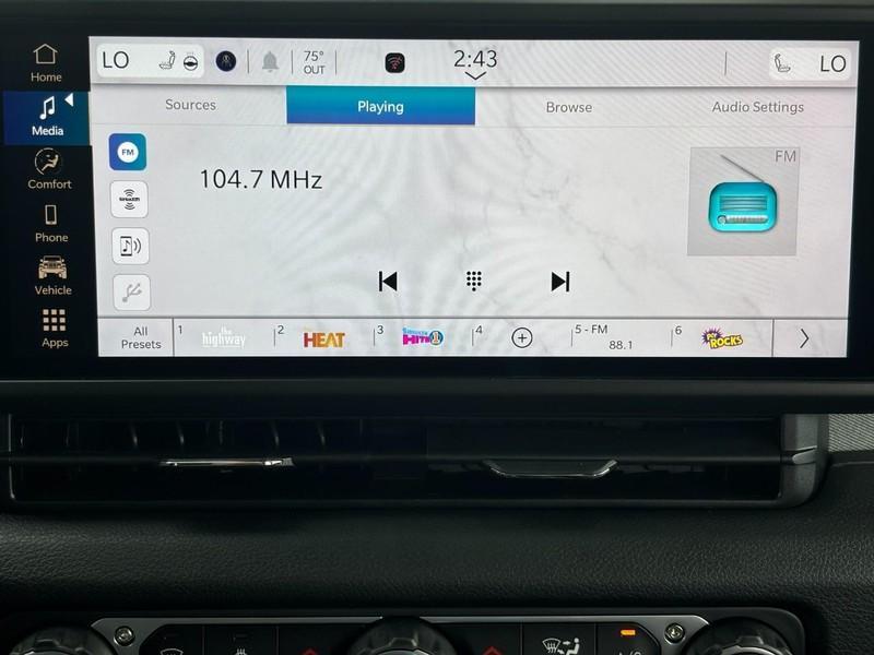 new 2025 Jeep Wrangler car, priced at $49,927