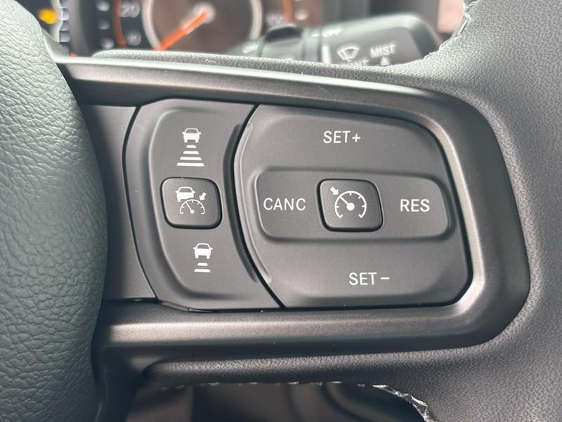 new 2025 Jeep Wrangler car, priced at $49,927