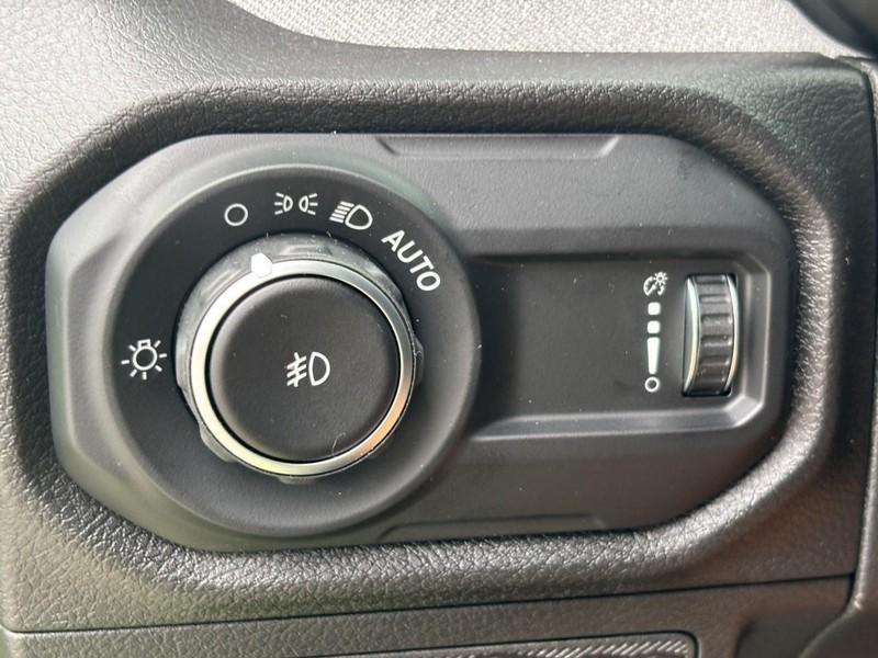 new 2025 Jeep Wrangler car, priced at $49,927