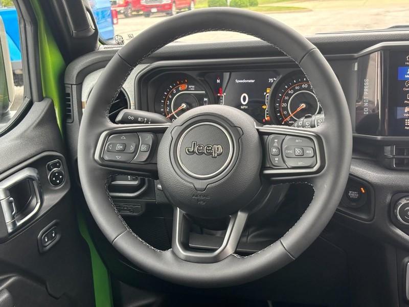 new 2025 Jeep Wrangler car, priced at $49,927
