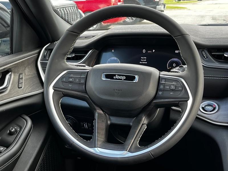 new 2025 Jeep Grand Cherokee L car, priced at $49,823
