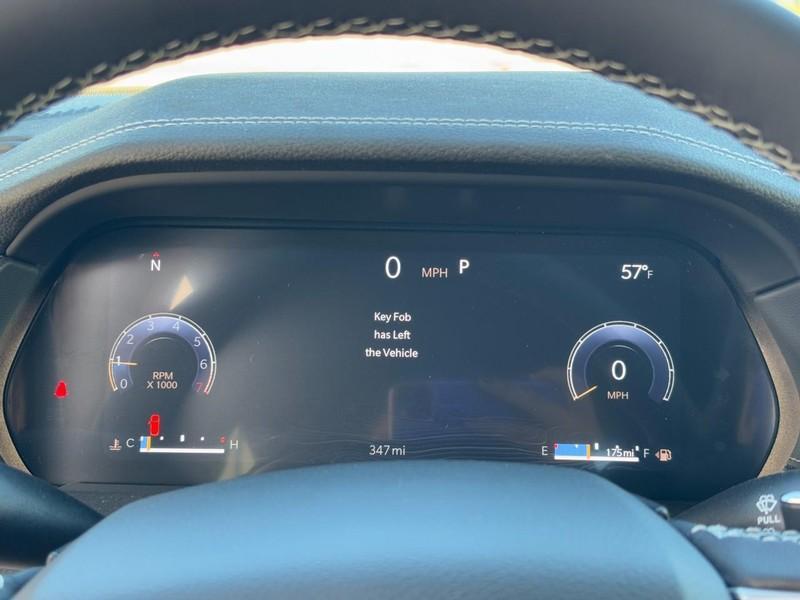 new 2025 Jeep Grand Cherokee car, priced at $40,121