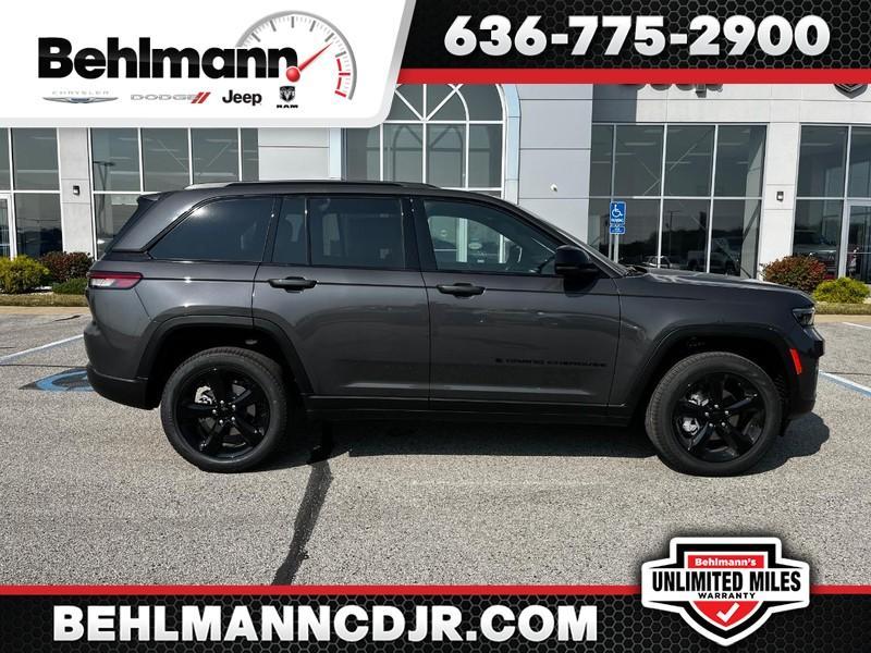 new 2024 Jeep Grand Cherokee car, priced at $41,999