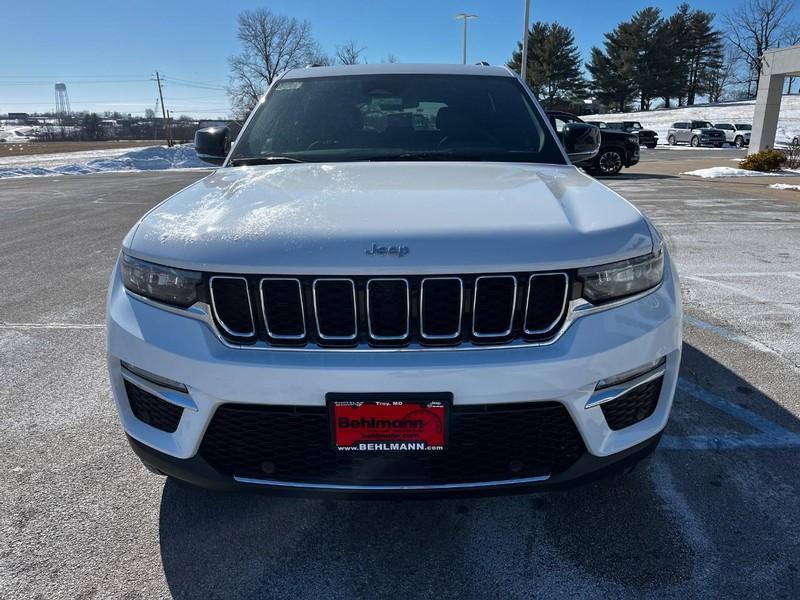 new 2025 Jeep Grand Cherokee car, priced at $48,187