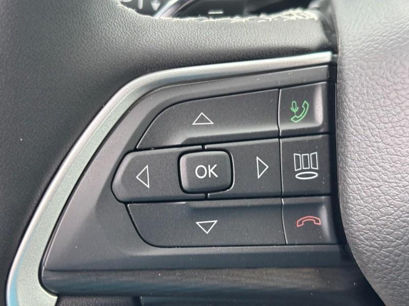 new 2025 Jeep Grand Cherokee L car, priced at $39,734