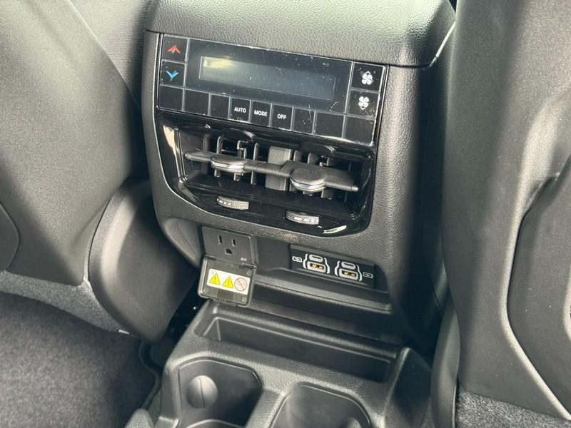 new 2025 Jeep Grand Cherokee L car, priced at $41,712