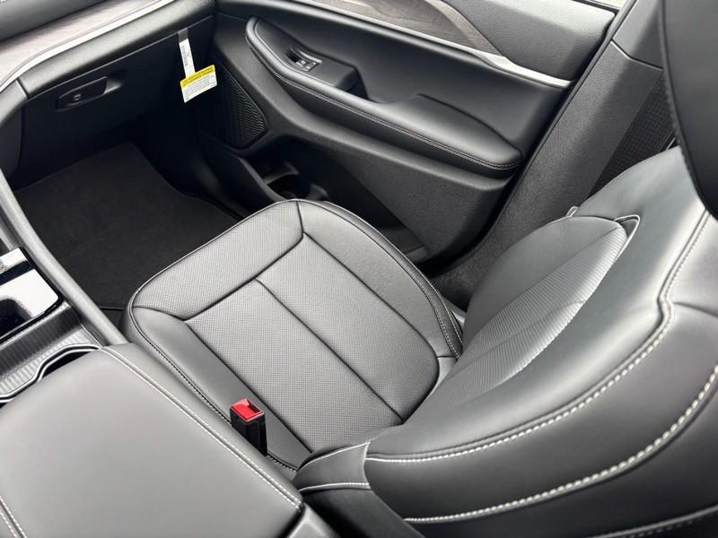 new 2025 Jeep Grand Cherokee L car, priced at $48,660