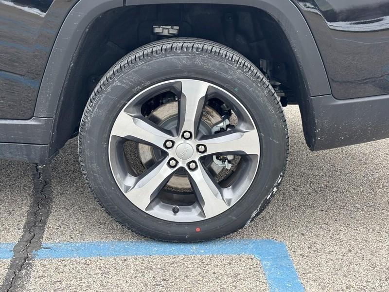 new 2025 Jeep Grand Cherokee L car, priced at $48,660