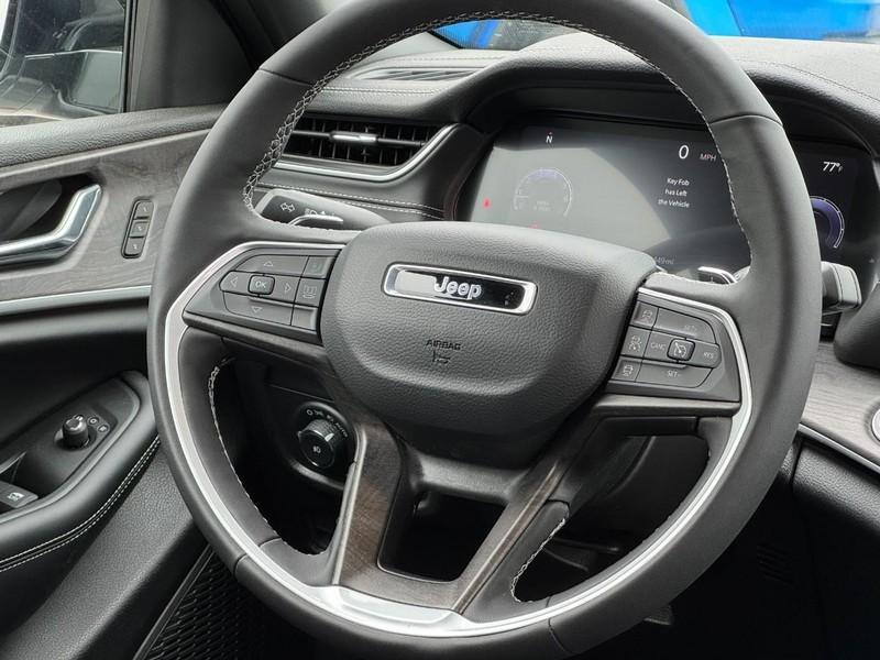 new 2025 Jeep Grand Cherokee L car, priced at $44,818