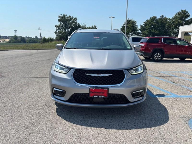 used 2021 Chrysler Pacifica car, priced at $28,000