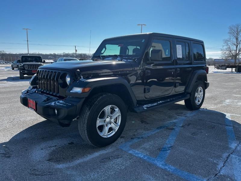 used 2021 Jeep Wrangler Unlimited car, priced at $31,000