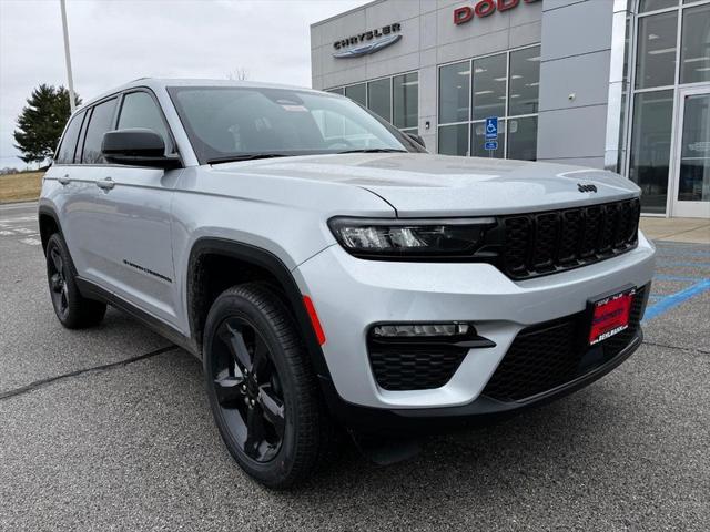 new 2024 Jeep Grand Cherokee car, priced at $41,294