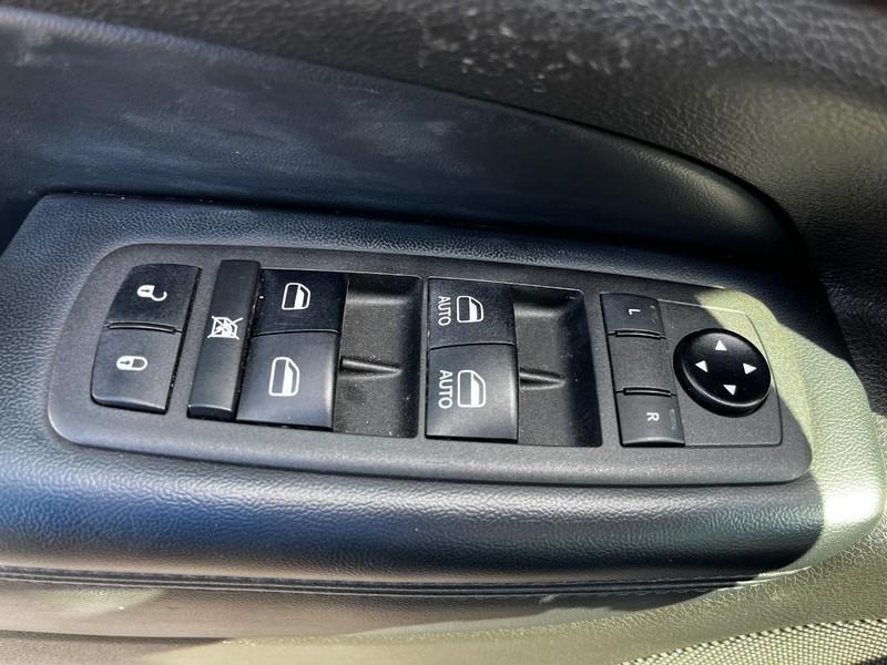 used 2021 Jeep Grand Cherokee car, priced at $25,500