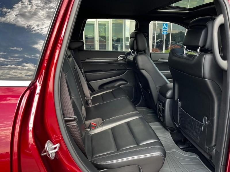 used 2022 Jeep Grand Cherokee WK car, priced at $30,000