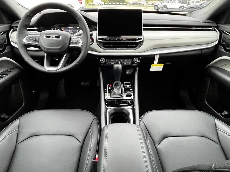 new 2025 Jeep Compass car, priced at $33,407