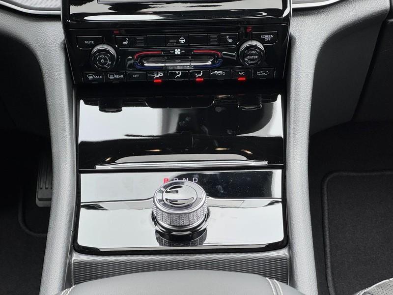 new 2025 Jeep Grand Cherokee L car, priced at $41,137