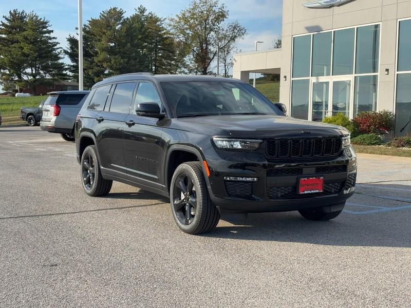 new 2025 Jeep Grand Cherokee L car, priced at $48,454