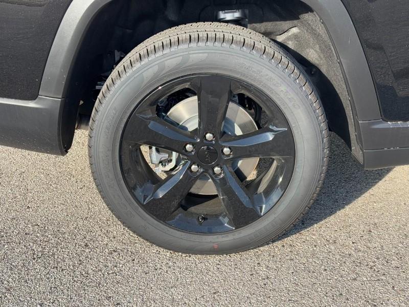 new 2025 Jeep Grand Cherokee L car, priced at $48,454