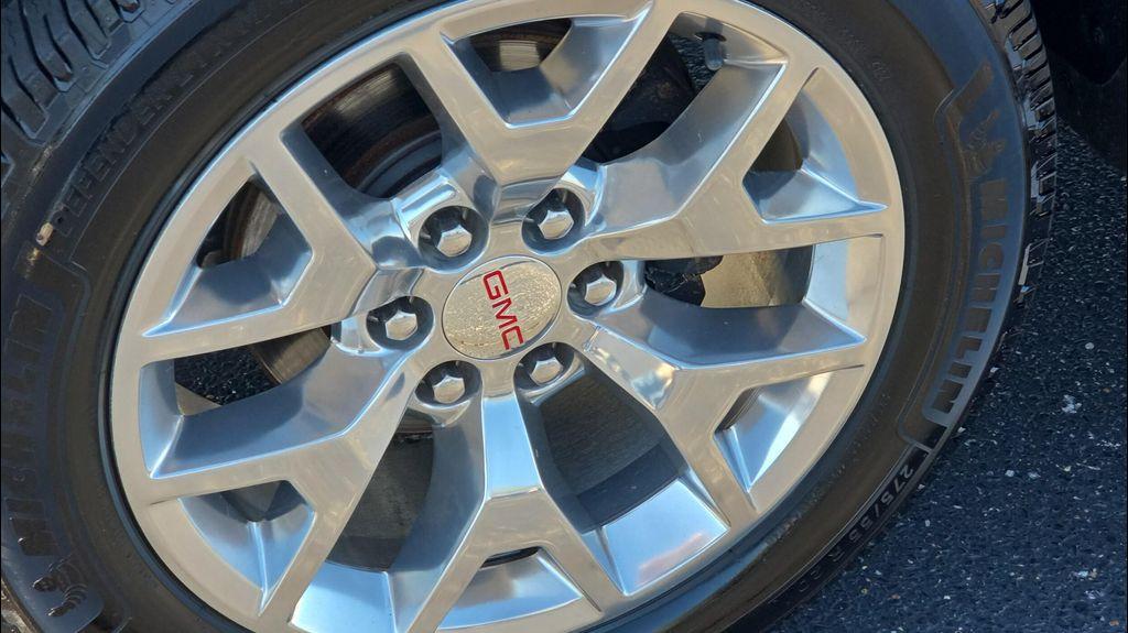 used 2015 GMC Sierra 1500 car, priced at $17,995