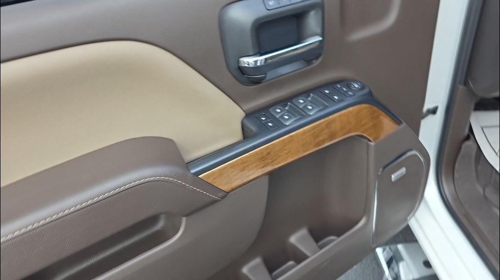 used 2018 Chevrolet Silverado 1500 car, priced at $28,995