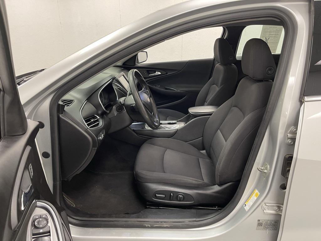used 2018 Chevrolet Malibu car, priced at $11,886