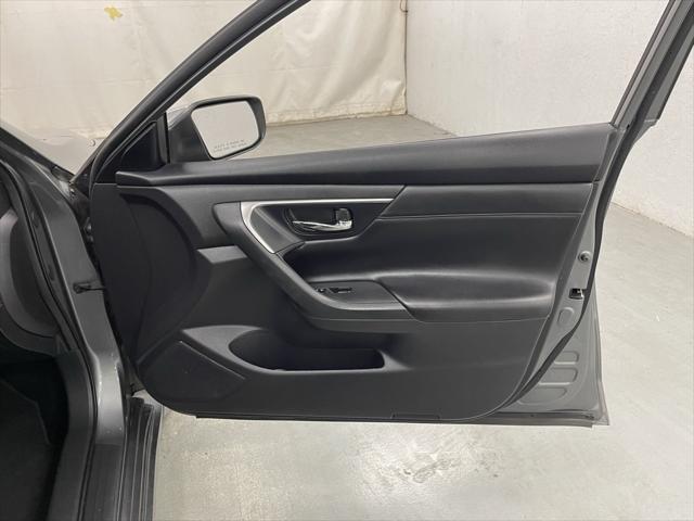 used 2015 Nissan Altima car, priced at $10,986
