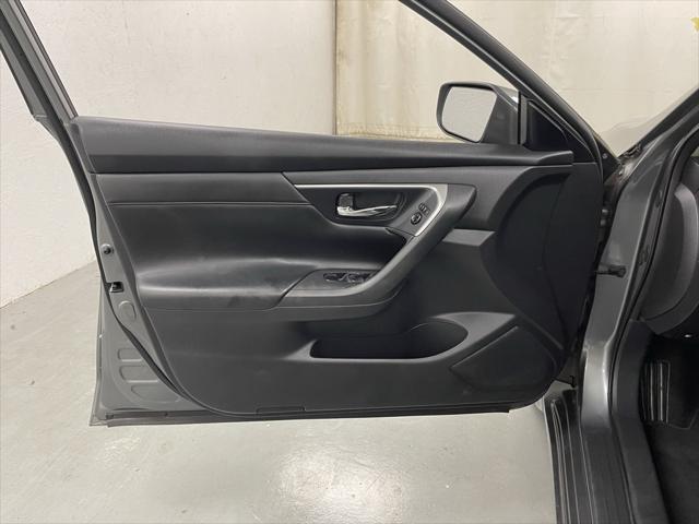 used 2015 Nissan Altima car, priced at $10,986