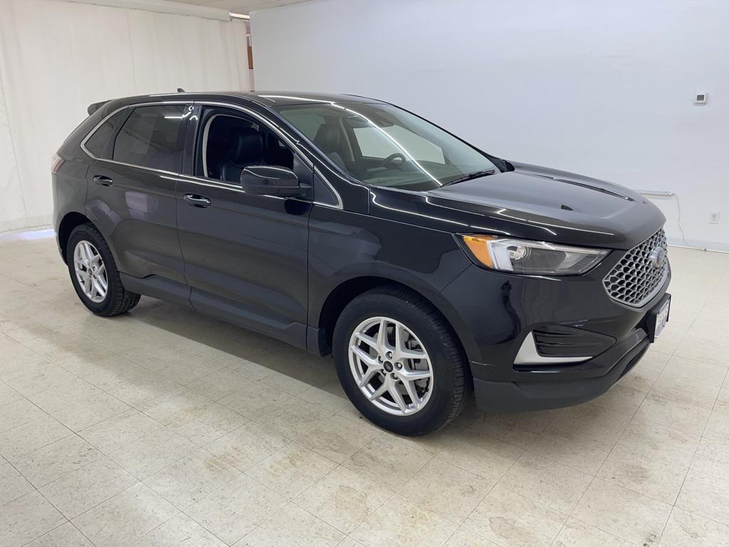 used 2023 Ford Edge car, priced at $20,942